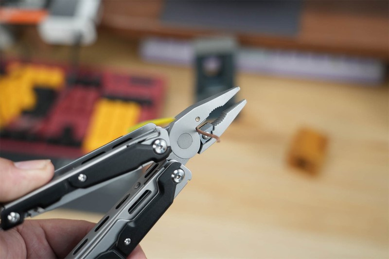 纳拓户外多功能扳手钳W4：拧、剪、夹全能，户外难题一钳搞定
