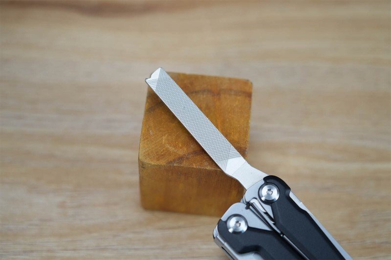 纳拓户外多功能扳手钳W4：拧、剪、夹全能，户外难题一钳搞定