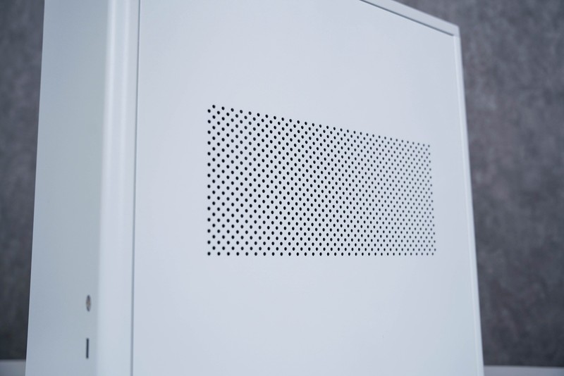 简约与紧凑的ATX主机，乔思伯D40白色主机装机体验