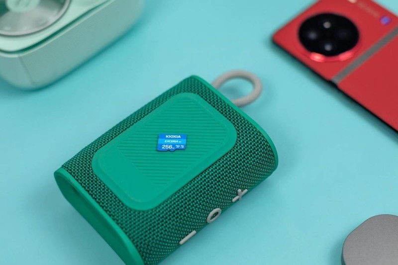 4K高清录制，选购铠侠极至瞬速 G2 microSD存储卡，让我省心放心