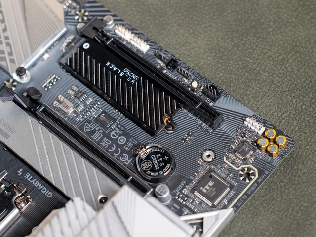 DDR5内存超频延迟高？一招教你轻松搞定