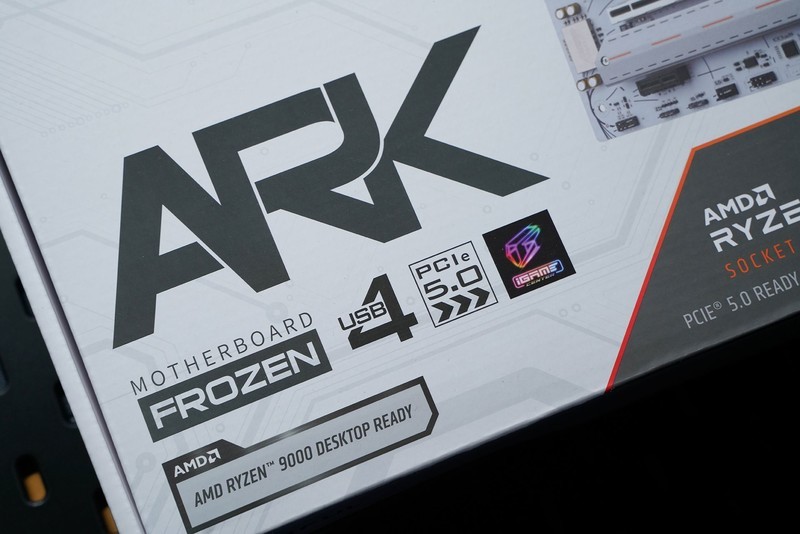 R9 9950X3D好座驾 七彩虹CVN X870 ARK FROZEN V14评测
