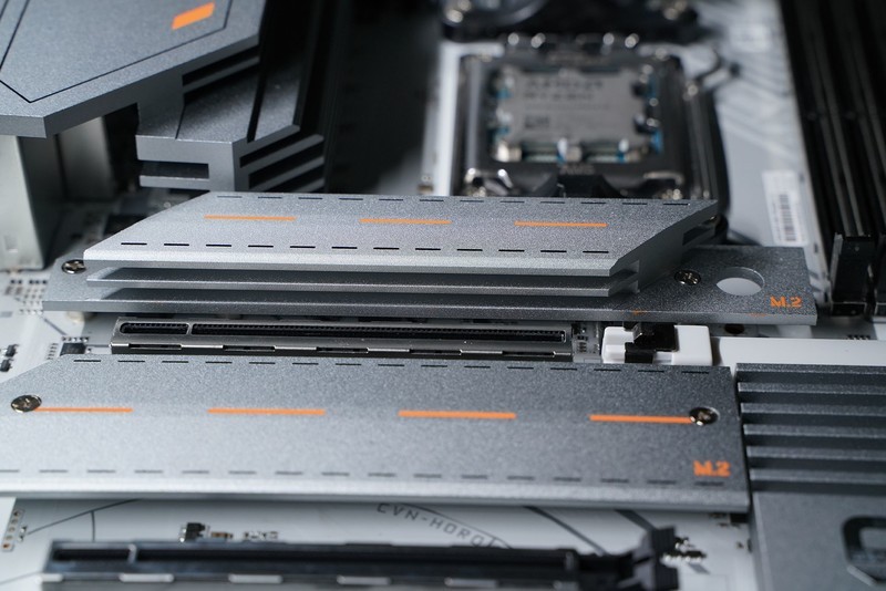 R9 9950X3D好座驾 七彩虹CVN X870 ARK FROZEN V14评测