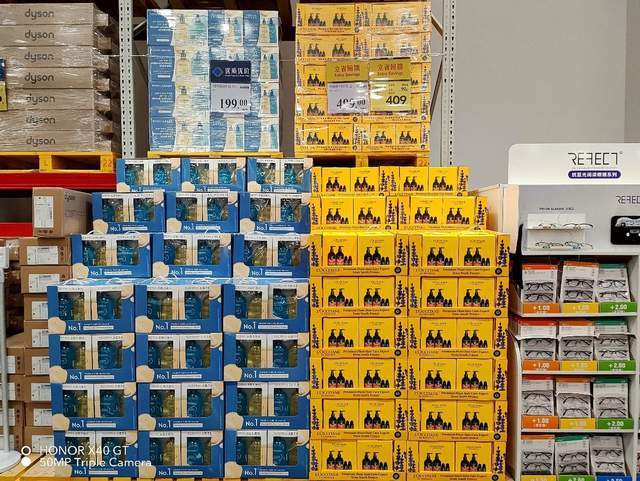 当火龙碰到荣耀，冰王子是否能成功降温？