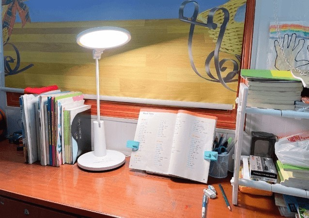 儿童写作业的台灯怎么选择？适合儿童开学使用的台灯推荐