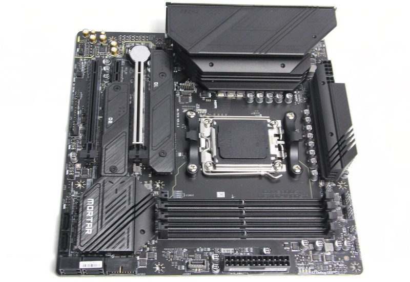 壕赌一把？AMD在CES2023一口气发布三款7000X3D处理器，用力过猛