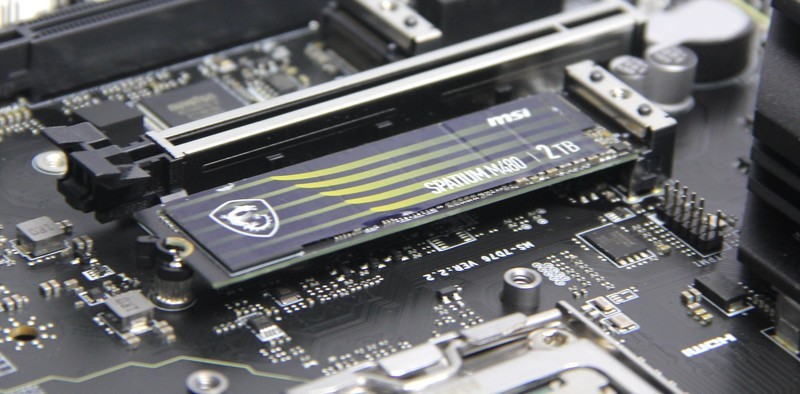 壕赌一把？AMD在CES2023一口气发布三款7000X3D处理器，用力过猛