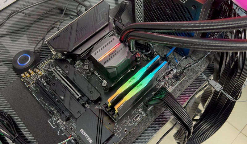 壕赌一把？AMD在CES2023一口气发布三款7000X3D处理器，用力过猛