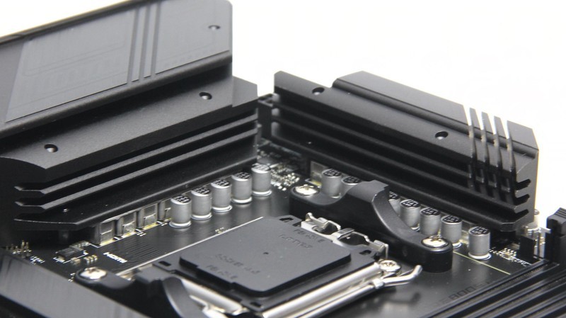 壕赌一把？AMD在CES2023一口气发布三款7000X3D处理器，用力过猛