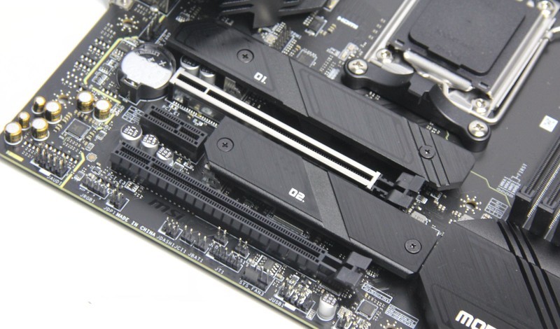 壕赌一把？AMD在CES2023一口气发布三款7000X3D处理器，用力过猛