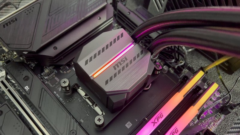 壕赌一把？AMD在CES2023一口气发布三款7000X3D处理器，用力过猛