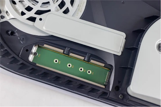 给PS5加装了一块1TB M.2，腾隐SSD TQP4000实测