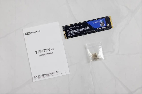 给PS5加装了一块1TB M.2，腾隐SSD TQP4000实测
