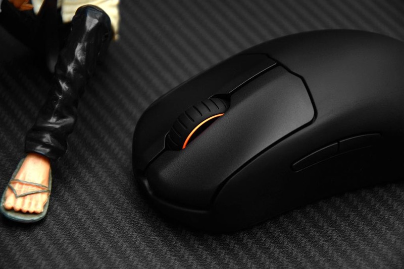 平替GPW2？小手专属，赛睿Prime Mini Wireless电竞游戏鼠标体验