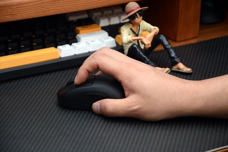 平替GPW2？小手专属，赛睿Prime Mini Wireless电竞游戏鼠标体验