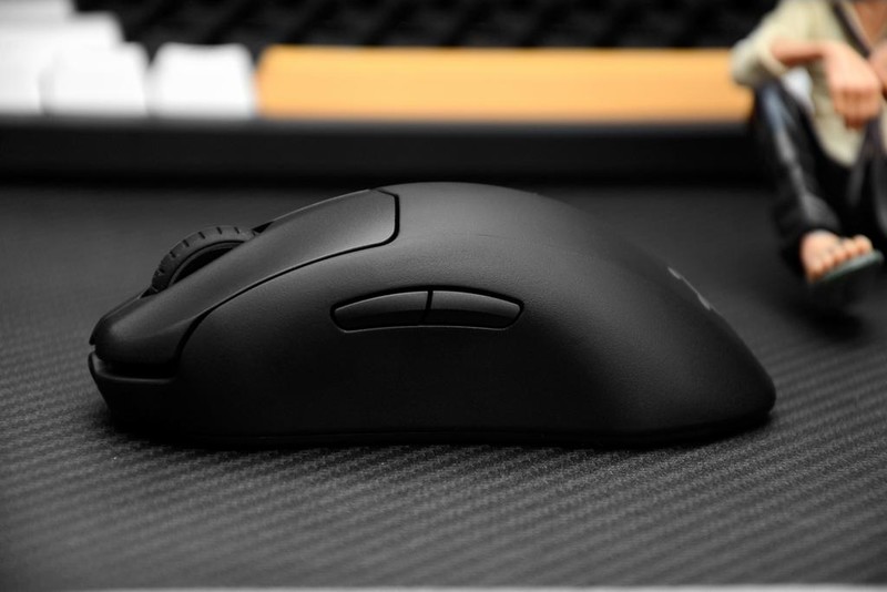 平替GPW2？小手专属，赛睿Prime Mini Wireless电竞游戏鼠标体验