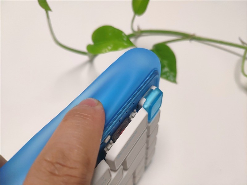 告别枯燥，拥抱舒适！杜伽 S230 正青春无线机械键盘，让你的生活更加精彩！