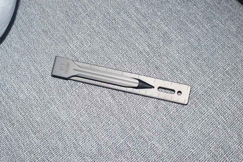 一支铅笔背后的艺术与哲学 费戈钛合金便携尺恒写笔