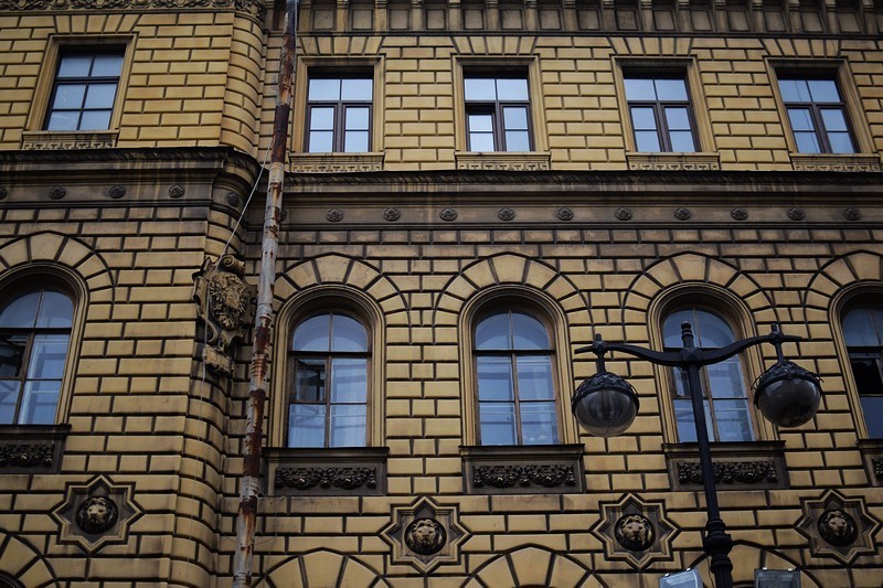 国际旅行的充电利器 威宝65W氮化镓插座转换器