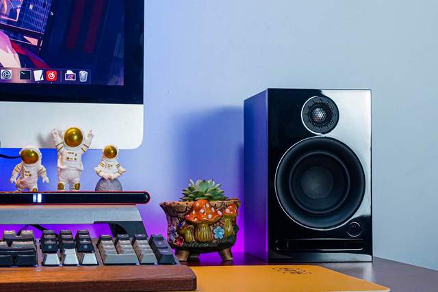 初烧爱好者体验艾特铭客X30音箱：小桌面也能很“Hifi”