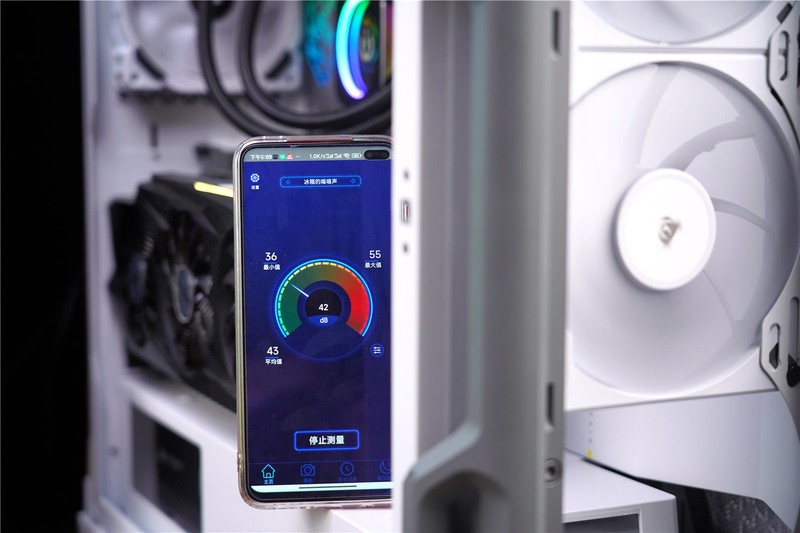 高颜值、高性能，选择无光风扇，美商海盗船AF ELITE系列值得关注