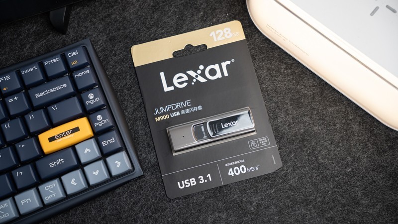 400MB/s高速存取，平价U盘雷克沙M900