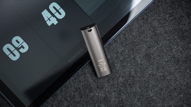 400MB/s高速存取，平价U盘雷克沙M900