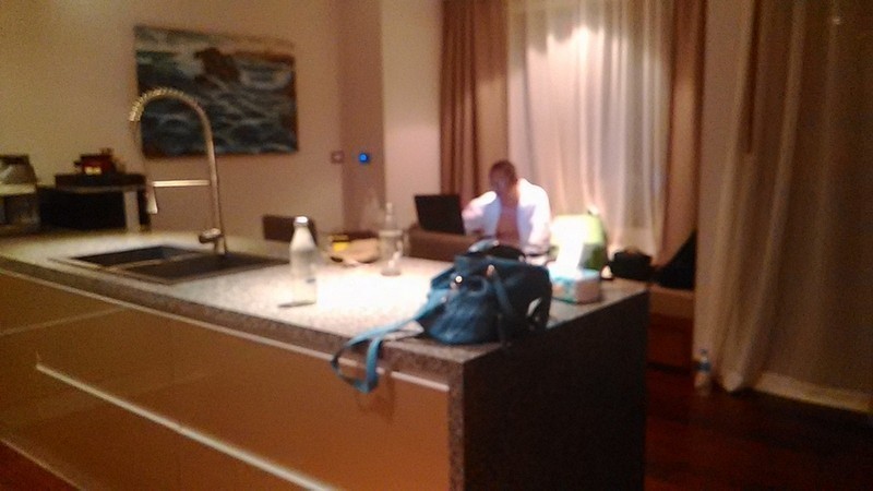 国际旅行的充电利器 威宝65W氮化镓插座转换器