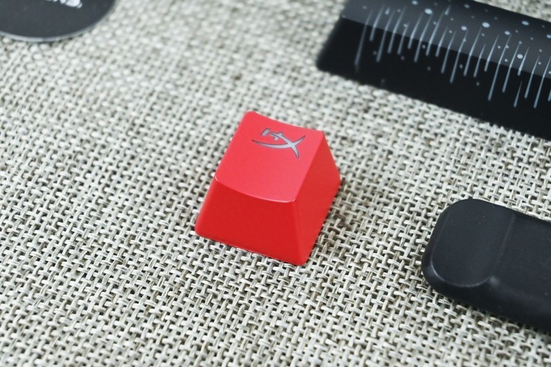 强调手感的升级，HyperX阿洛伊起源core机械键盘PBT版开箱试玩