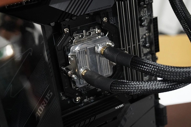 猫头鹰：无泵热虹吸散热器有望于 2026 年上市