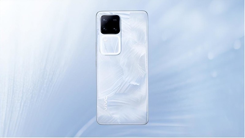 一用倾心，vivo S18系列预售全面开启，快来加入吧！