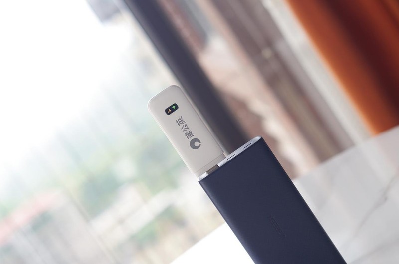 手机卡怒改保号套餐，用随身WiFi每月3000G流量根本用不完