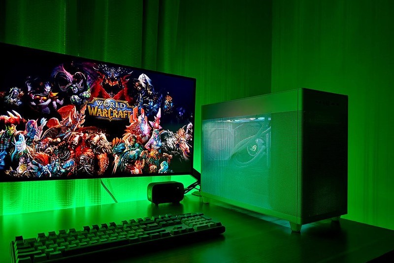 把电脑机箱从“直男风”换成“小清新”，一样的配置不一样的感觉