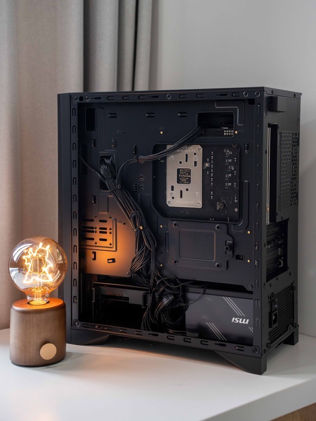 想玩黑神话：悟空，但是不会装机？微星海皇戟RS游戏主机一步到位全搞定