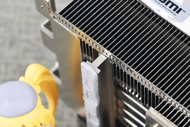 索泰RTX4070 SUPER X-GAMING欧泊白显卡试玩：2K+240hz游戏伙伴