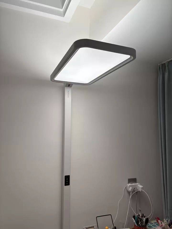 哪个品牌的落地灯最好最安全？2025五款好用又安全的护眼落地灯推荐