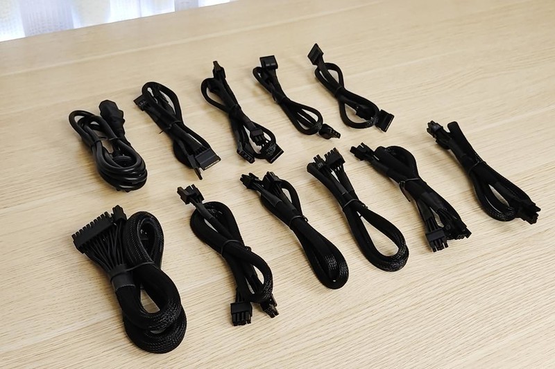 把电脑机箱从“直男风”换成“小清新”，一样的配置不一样的感觉