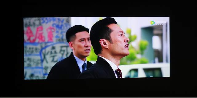 大眼橙X20投影入手实测：真正的旗舰性价比家庭影院？