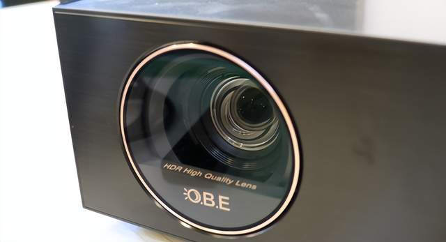 大眼橙X20投影入手实测：真正的旗舰性价比家庭影院？