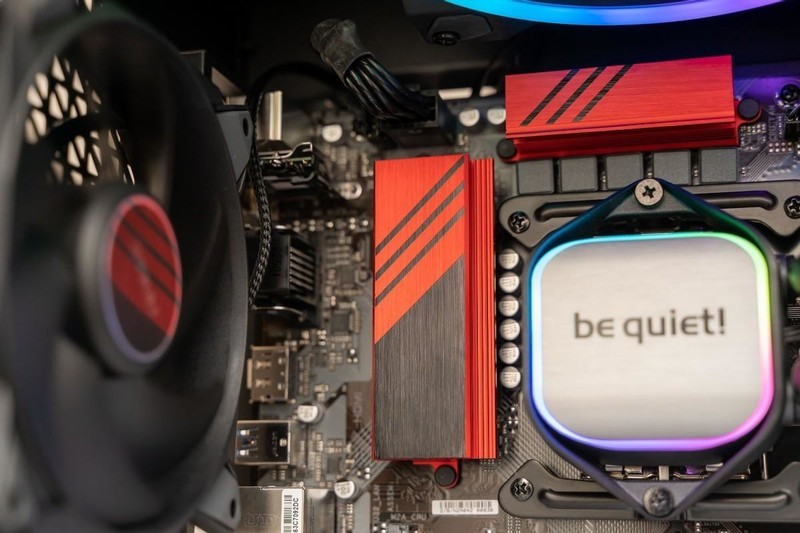 想要尝鲜13代intel处理器，技嘉这块B760M魔鹰AC主板不能错过！