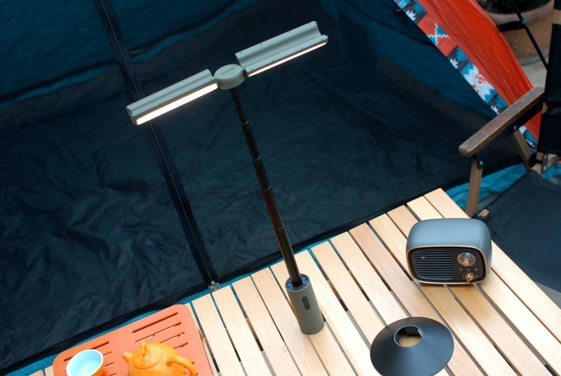 夜幕下的守护神：纳拓悟空露营灯的户外奇遇