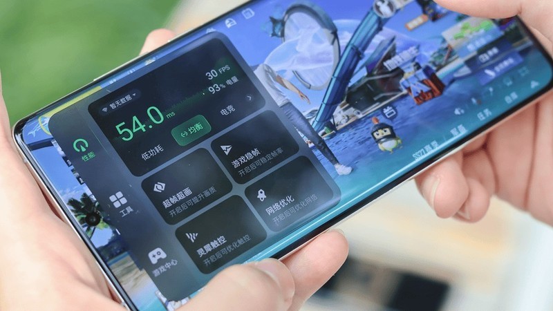 入手用上了心心念的一加12，才明白：为什么这款手机越用越香了？