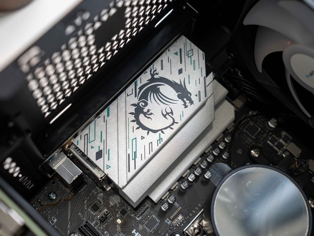 想玩黑神话：悟空，但是不会装机？微星海皇戟RS游戏主机一步到位全搞定