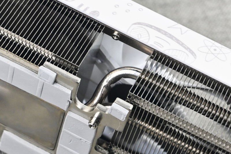 索泰RTX4070 SUPER X-GAMING欧泊白显卡试玩：2K+240hz游戏伙伴