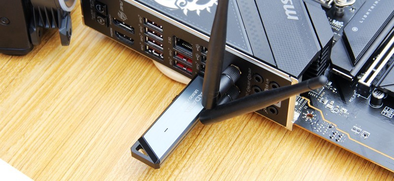 完美体重、伸缩接头、钥匙挂环，这款U盘让人怀疑它是个模型