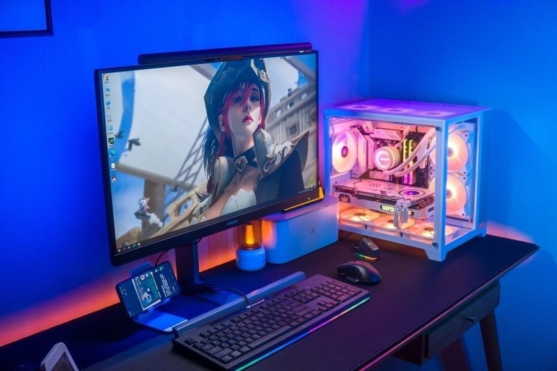 摆脱充电困难症！达尔优A955三模游戏鼠标，RGB很炫酷