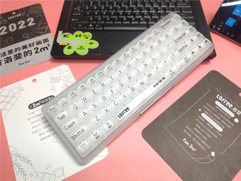 Lofree洛斐1%迷雾——带有若隐若现神秘感的双模机械键盘