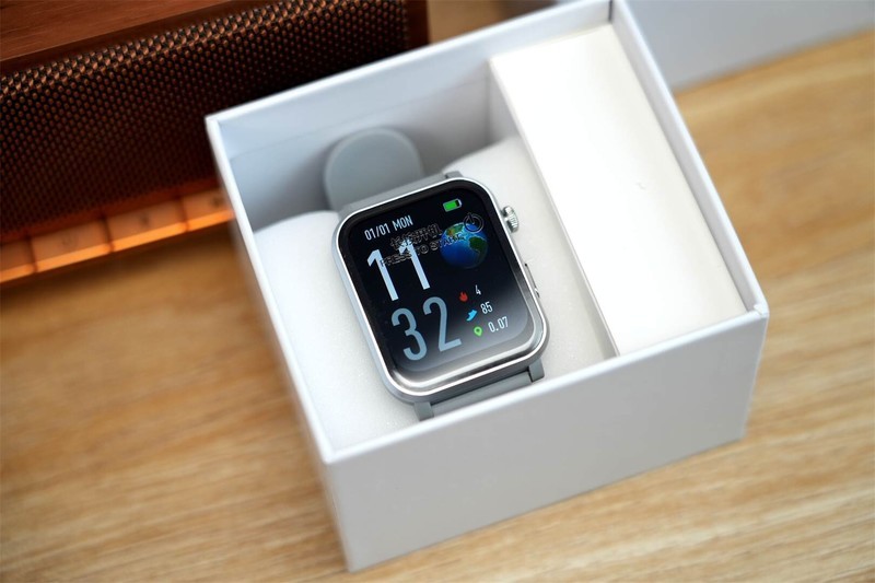 宜准S7智能手表：以科技之名，奏响运动与健康的和谐乐章！