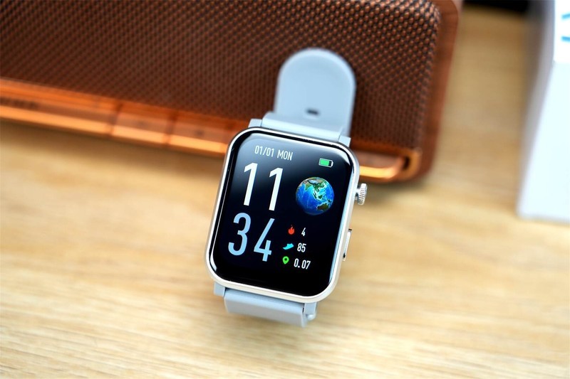 宜准S7智能手表：以科技之名，奏响运动与健康的和谐乐章！