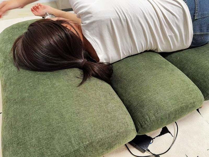 革新家居 智能与舒适并存 Flexnova智能电动布艺沙发